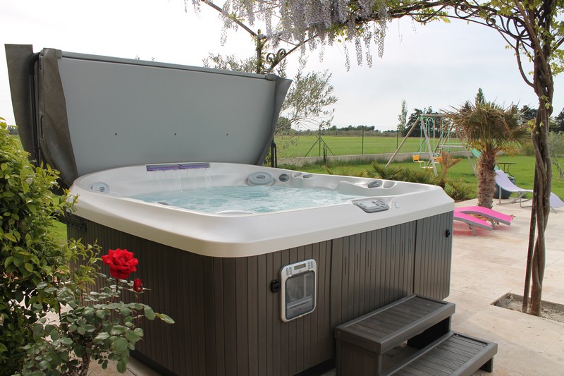    Jacuzzi J-480